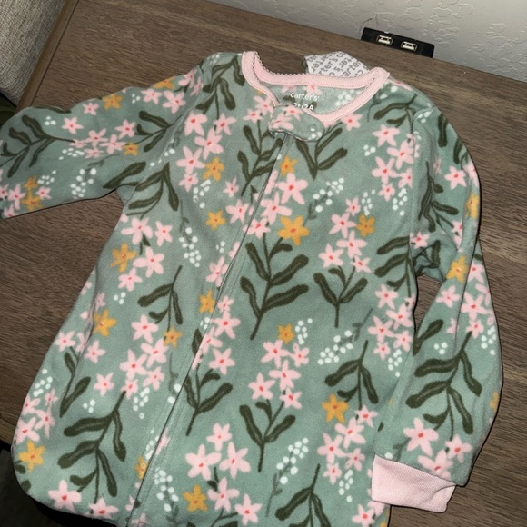 Toddler footed pajamas - Picture 2 of 2